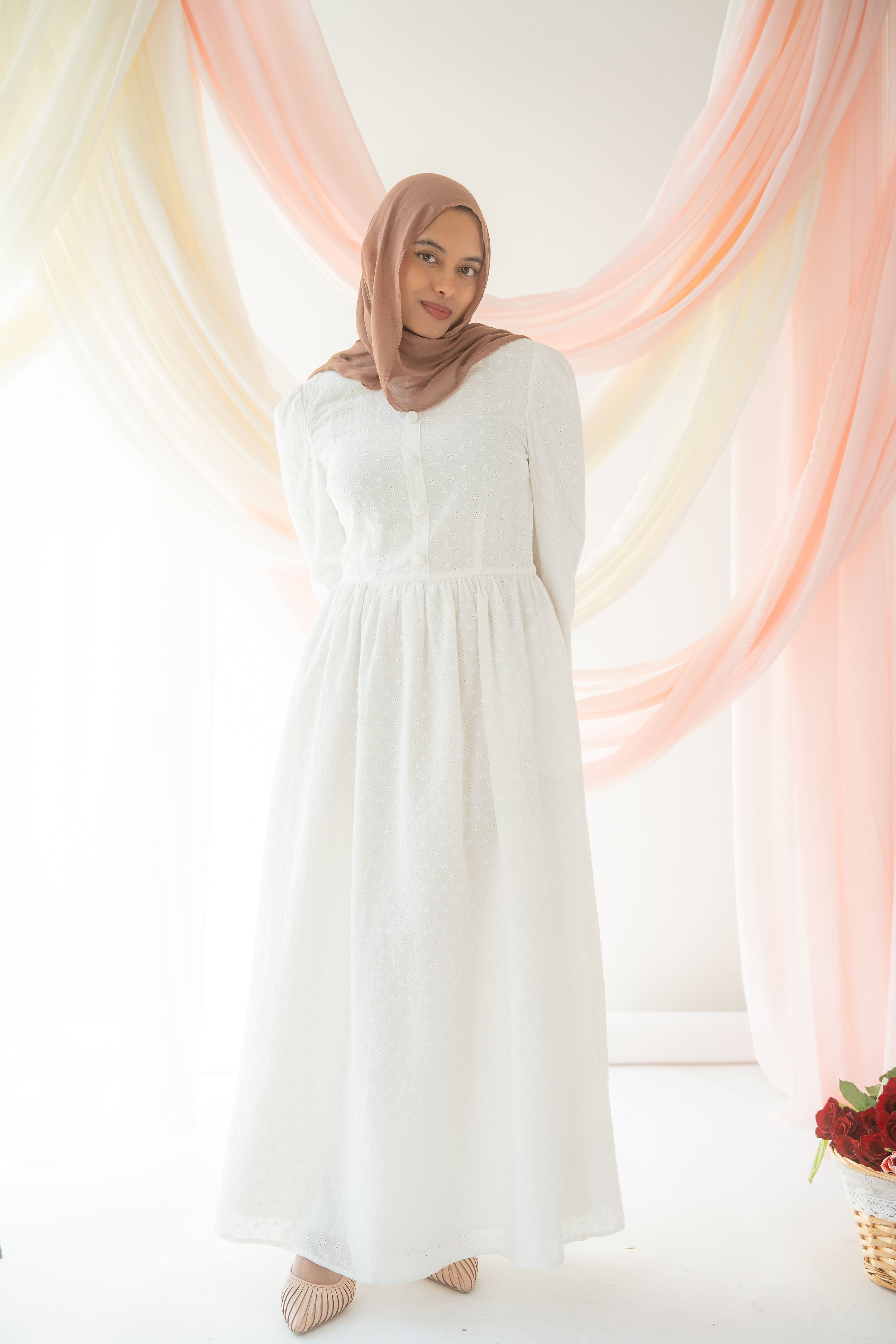 Hoda Eyelet Dress | Blanc