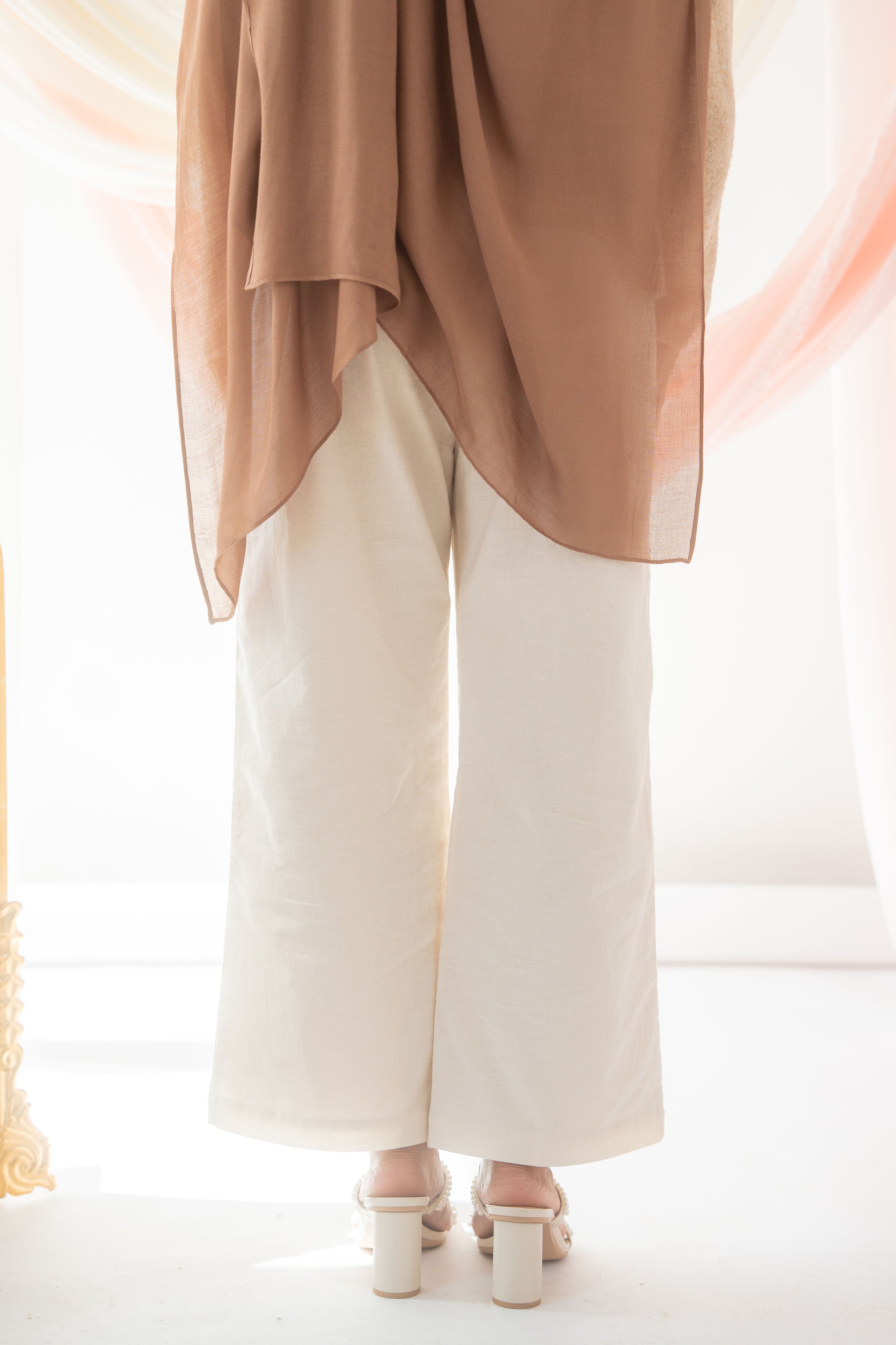 Haya Linen Pants | Biscotti