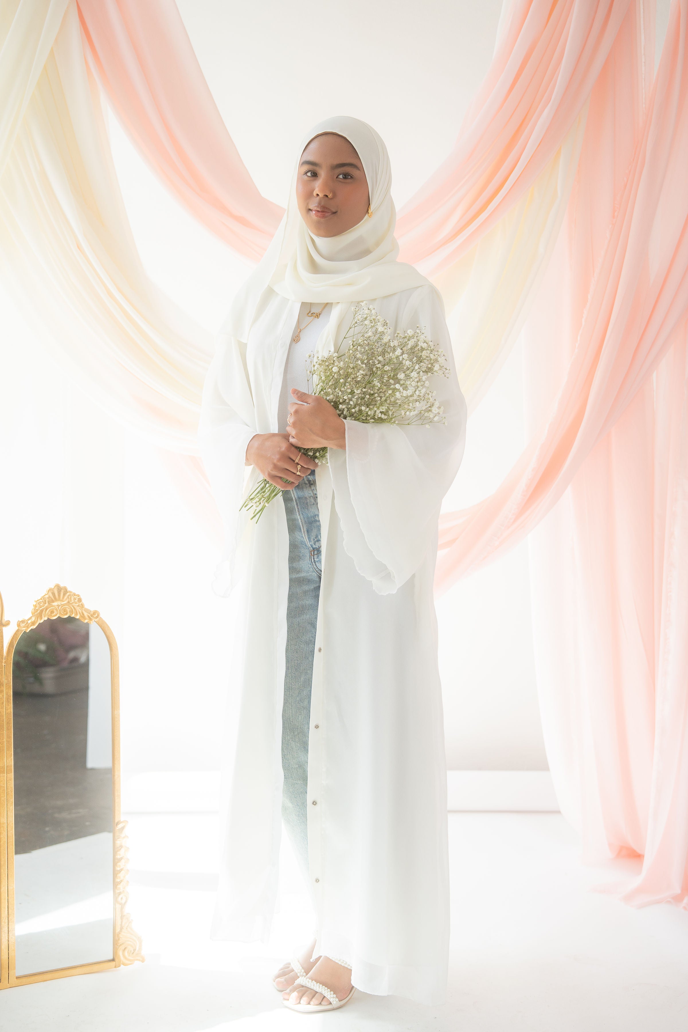 Aaliyah Reversible Abaya | Pearl