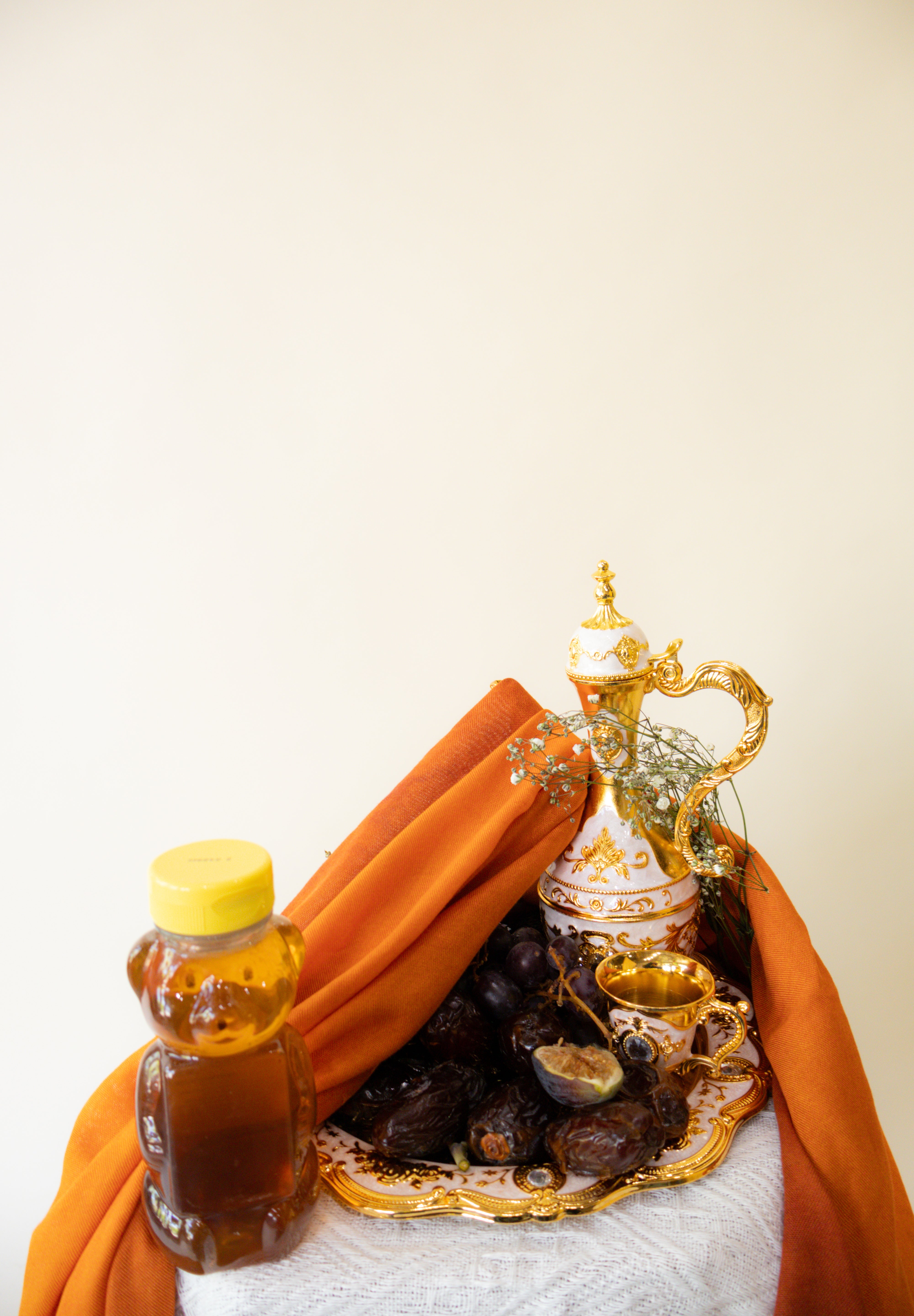 Picnic in Paradise: Honey Brulee